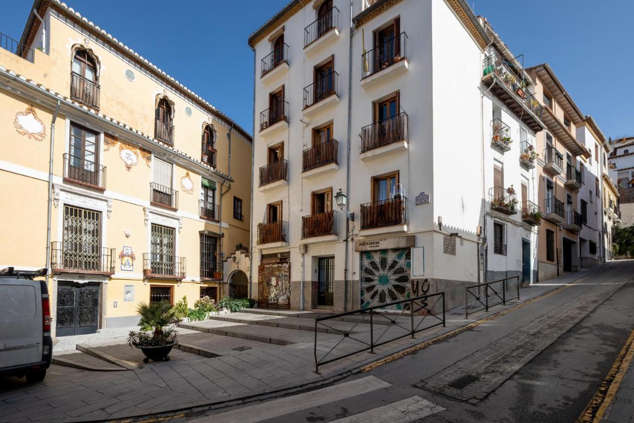 Apartamentos Realejo - Diseno, Confort Y Encanto En El Centro Historico De กรานาดา ภายนอก รูปภาพ