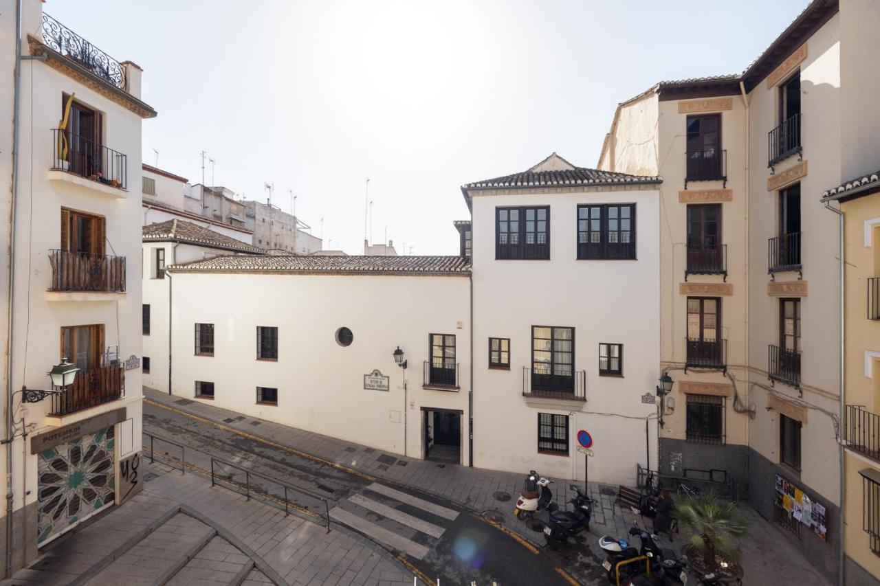 Apartamentos Realejo - Diseno, Confort Y Encanto En El Centro Historico De กรานาดา ภายนอก รูปภาพ