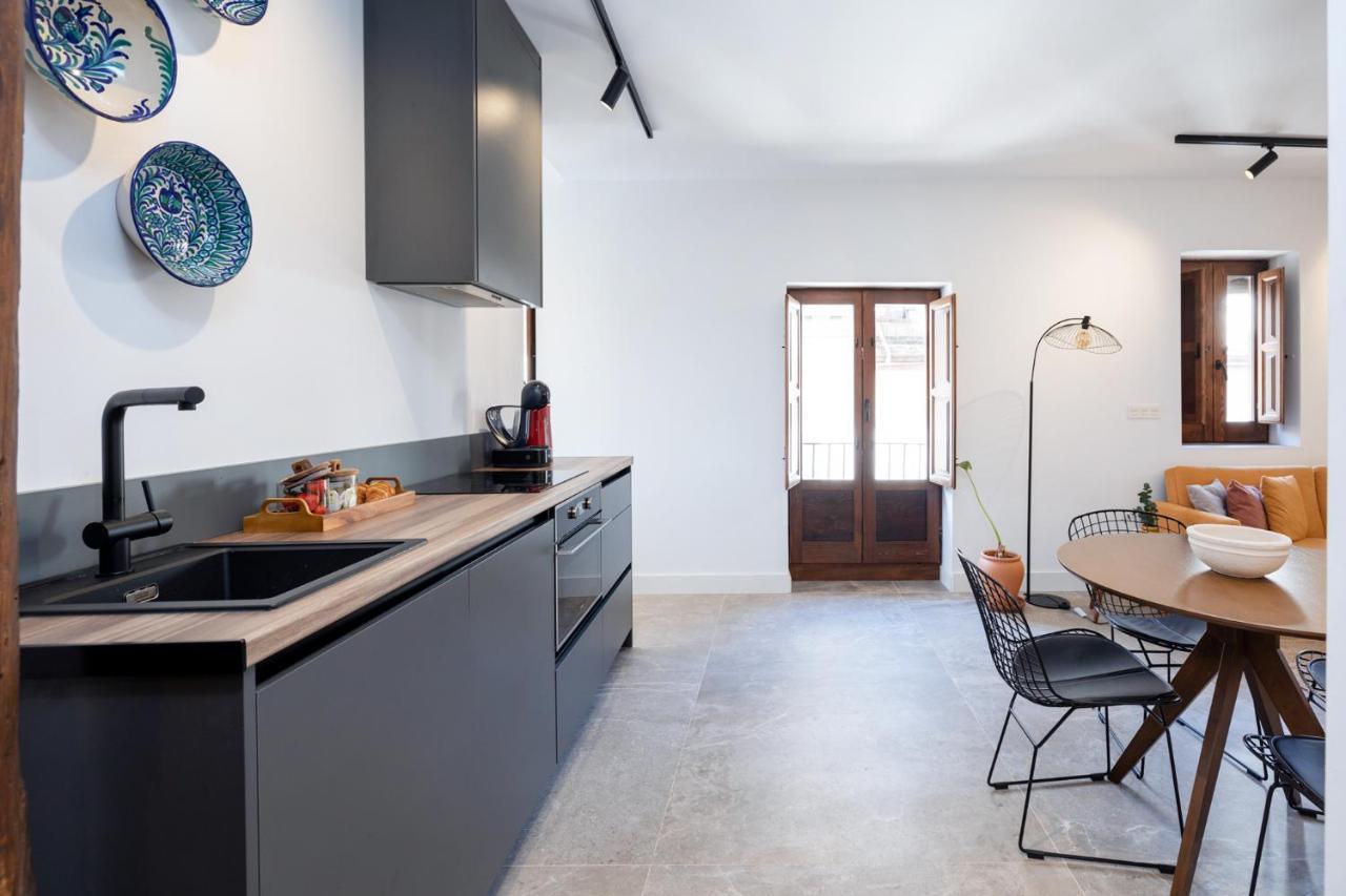 Apartamentos Realejo - Diseno, Confort Y Encanto En El Centro Historico De กรานาดา ภายนอก รูปภาพ