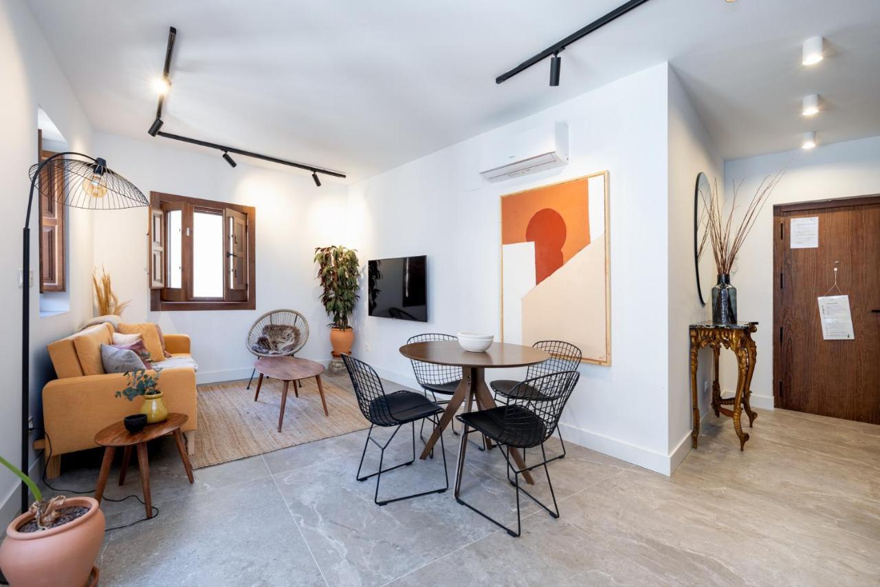 Apartamentos Realejo - Diseno, Confort Y Encanto En El Centro Historico De กรานาดา ภายนอก รูปภาพ